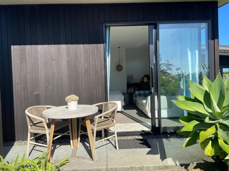 Raglan Studio At The Coastal Retreat Exterior photo