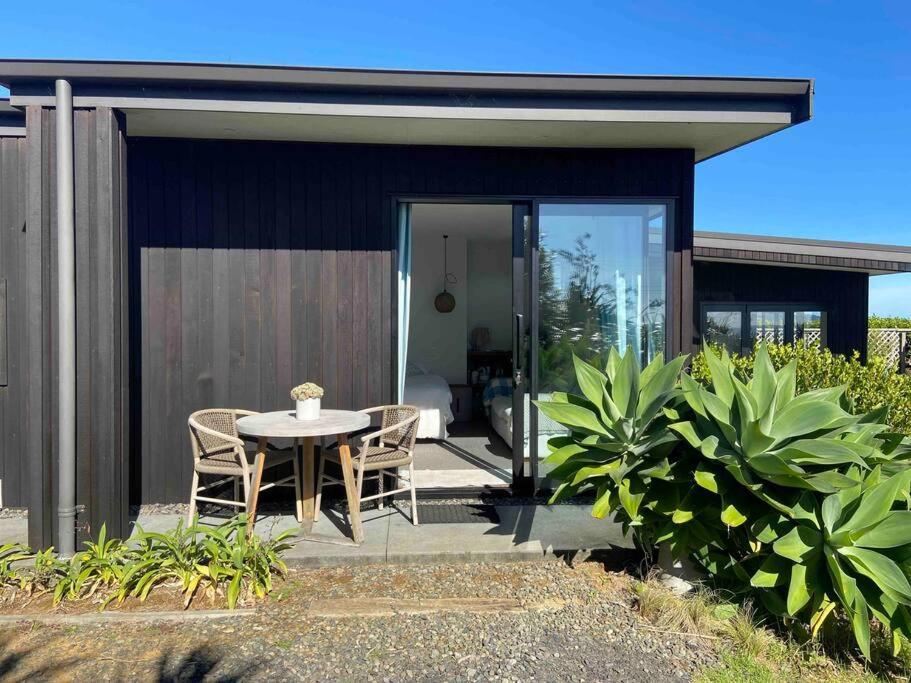 Raglan Studio At The Coastal Retreat Exterior photo