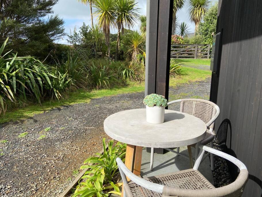 Raglan Studio At The Coastal Retreat Exterior photo